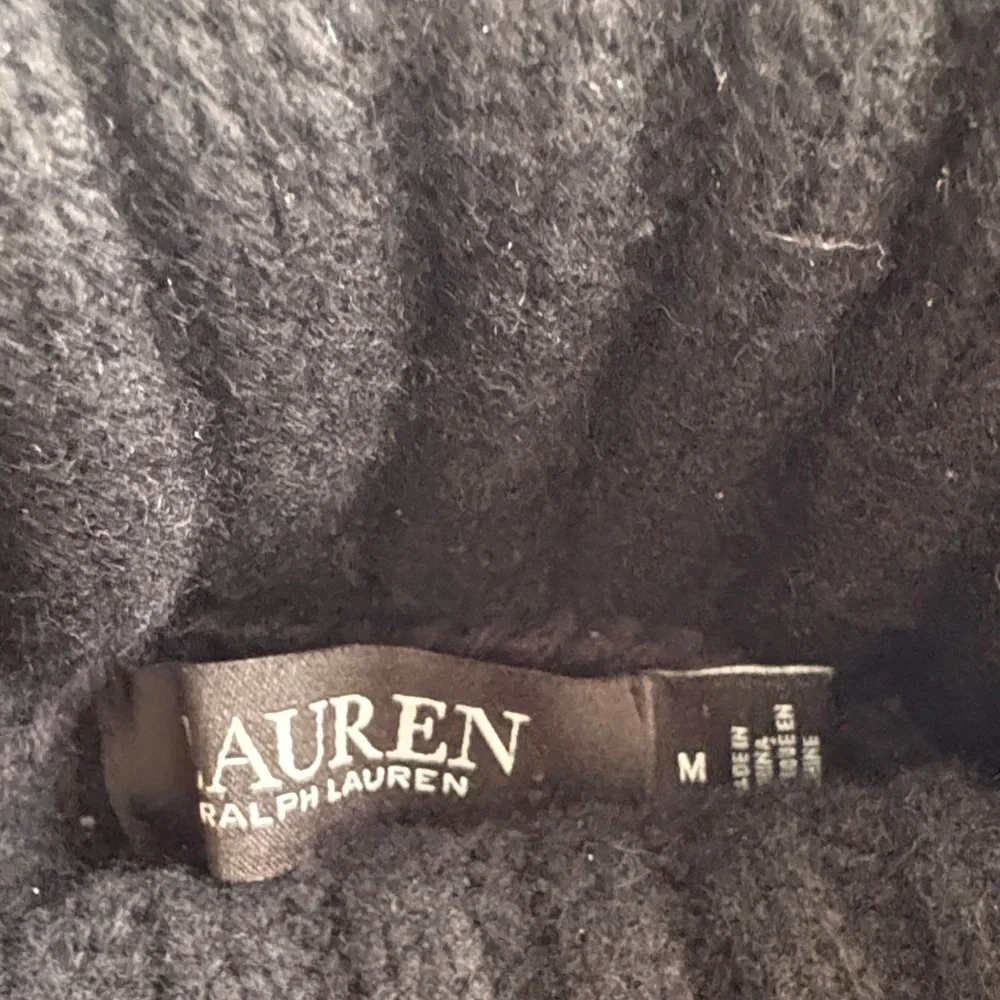 Ralph Lauren Black Label Fringed Cable Knit Sweater - Picture 6 of 6